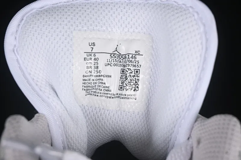 All categories Air Jordan Jordan series basketball shoes Air Jordan 1 Low G version pure original Air Jordan 1 Low AJ1 Joe 1 milk coffee blue hook low-top cultural casual sneakers 553558-146